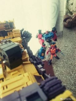 Toyworld TW-C07Y Constructor Devastator -Show.Z Store d27cee8d04