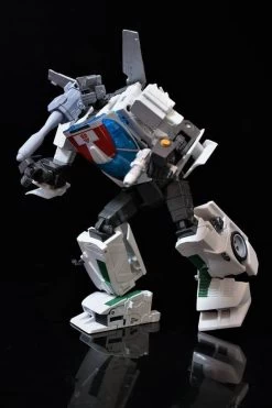 Takara MP-20+ Wheeljack Anime Color -Show.Z Store e4a2bb5ea8