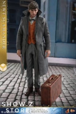 [Pre-Order] Hot Toys HT 1/6 Newt Scamander MMS512 Fantastic Beasts: The Crimes Of Grindelwald -Show.Z Store e7dfdfb34e